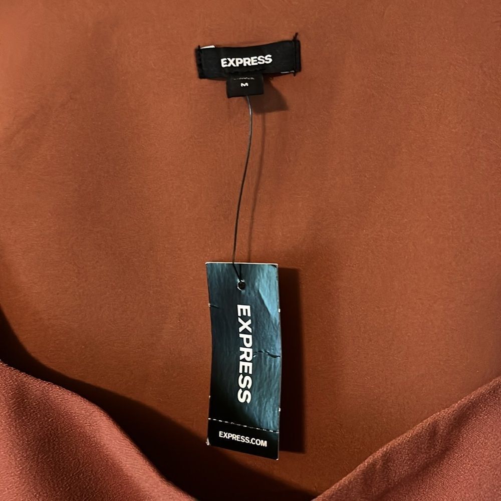 New! Express Square Neck Crop Top in Cognac Size Medium NWT - Picture 3 of 14